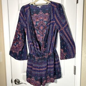 American Eagle, outfitters romper, blue V-neck, bell sleeves women’s size M